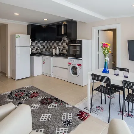 White Star Apartment